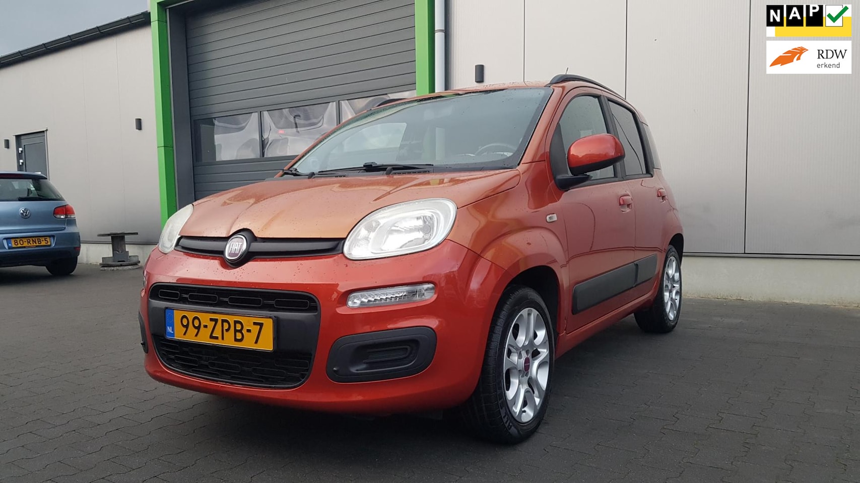 Fiat Panda - 0.9 TwinAir Lounge in nieuwstaat!! Zeer goed onderhouden en lage KM stand Airco All season - AutoWereld.nl