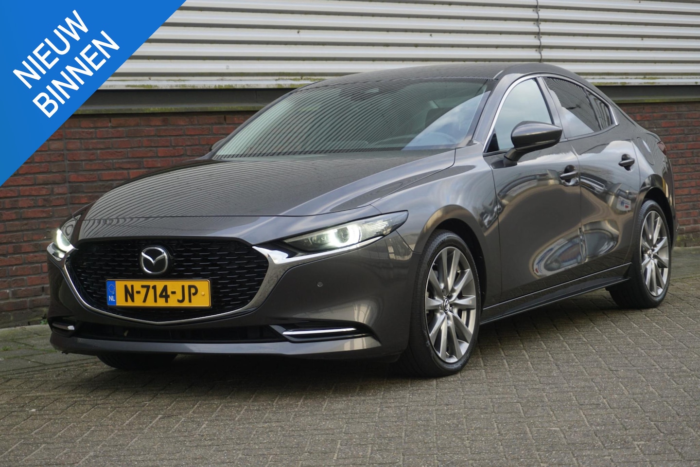 Mazda 3 - 2.0 e-SkyActiv-X M Hybrid 186 Luxury/Leer/18Inch/ Head-Up/Dealeronderhouden - AutoWereld.nl