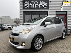 Toyota Verso S - 1.3 VVT-i Aspiration -PANORAMADAK-TREKHAAK-CLIMA-CAMERA-BLUETOOTH-ISOFIX-ORIGINEEL NEDERLA