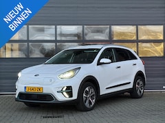 Kia e-Niro - EXECUTIVELINE 64 KWH I 3 FASE LADEN I 100% SOH I P-CAMERA I CLIMATE CONTROL I APPLE CARPLA