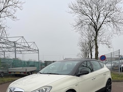 Lancia Delta - 1.4-16V Argento