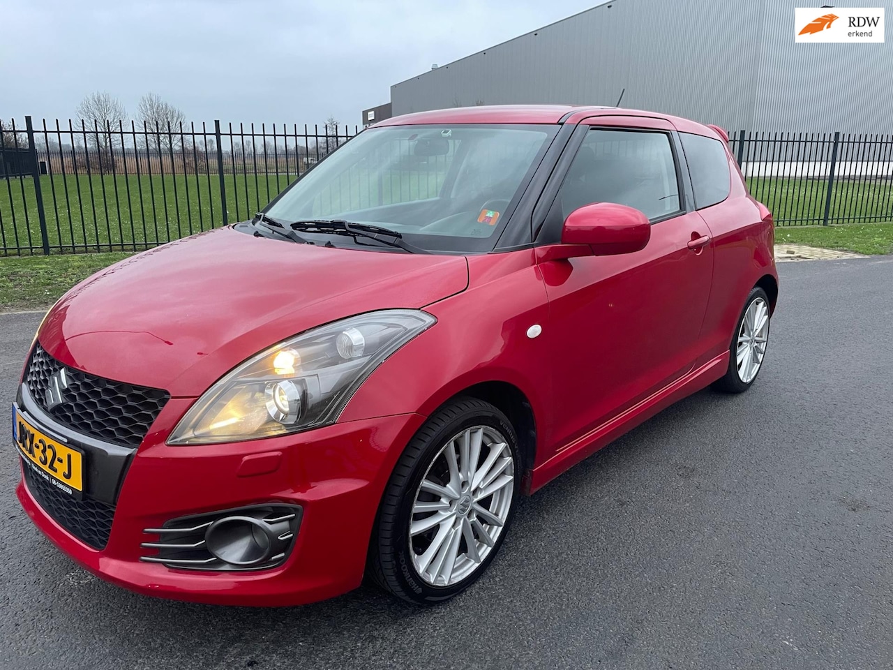 Suzuki Swift - 1.6 Sport|Bj 2012|Bluetooth|Cruise|Clima|Keyless|Navi - AutoWereld.nl