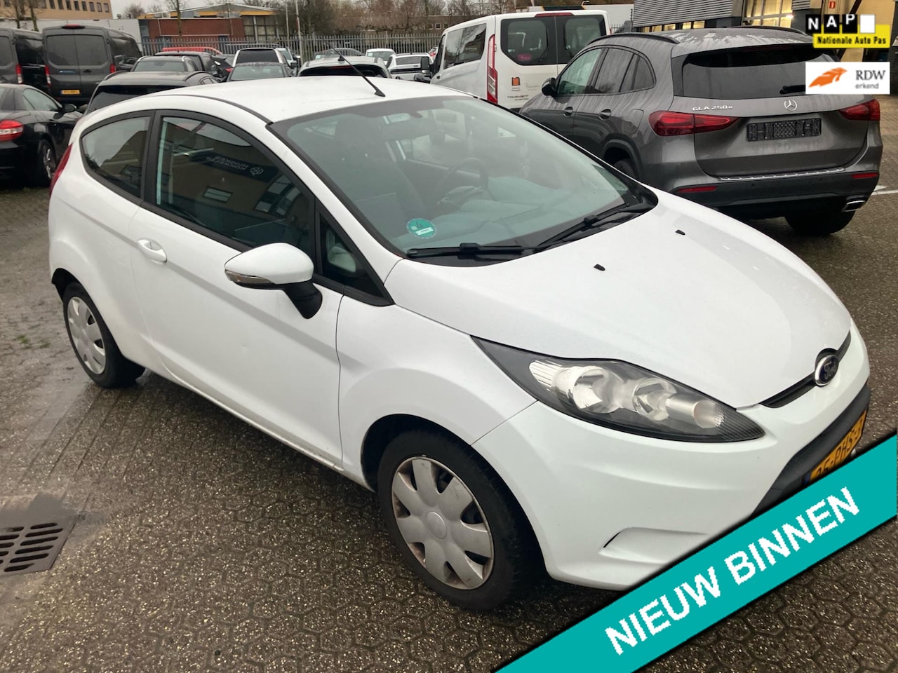 Ford Fiesta - 1.25 Limited 4-Cilinder 2e eigenaar Airco 167.000km Zuinig - AutoWereld.nl