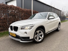 BMW X1 - sDrive20i Executive / AUTOMAAT / NAVI / CRUISE / AIRCO ECC