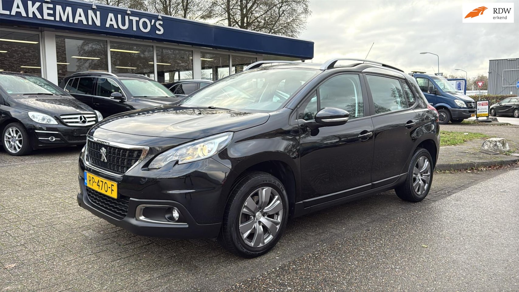 Peugeot 2008 - 1.2 PureTech Blue Lion Blacklin Airco Dak Huurkoop Inruil APK Garantie - AutoWereld.nl