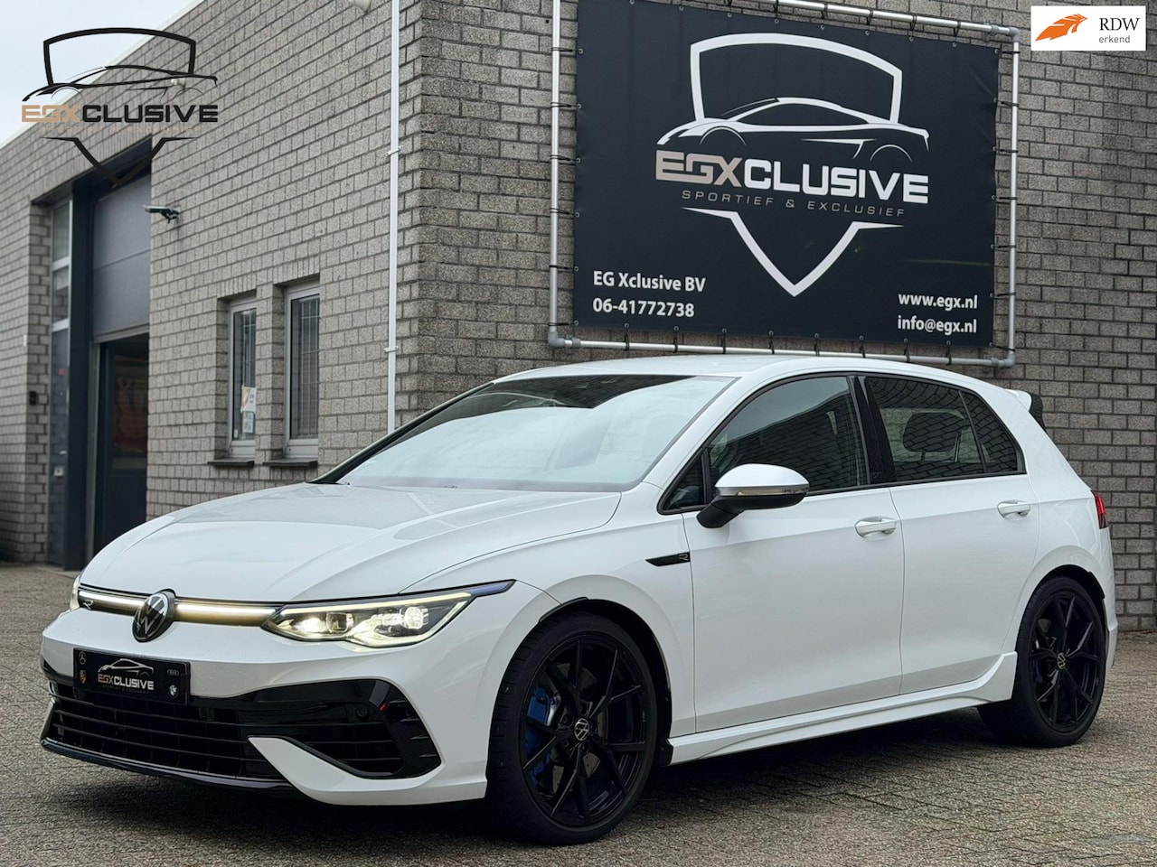 Volkswagen Golf - 2.0 TSI R 4Motion 20 Jahre Edition/Alcantara/333PK - AutoWereld.nl