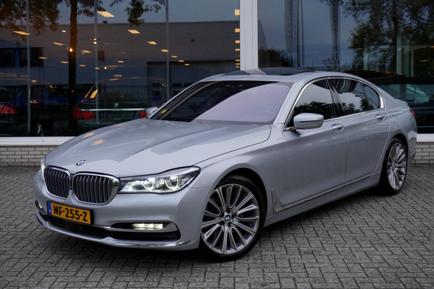 BMW 7-serie - 730d xDrive|HUD|ACC|B&O|MASSAGE|LASER|BOMVOL! - AutoWereld.nl