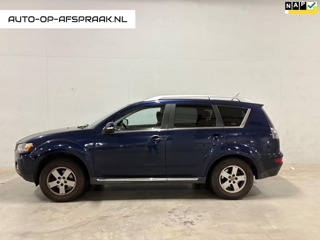 Mitsubishi Outlander - 2.0 Intro Edition Airco Cruise Control Trekhaak - AutoWereld.nl