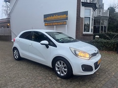 Kia Rio - 1.2 CVVT Plus Pack 5 DEURS AIRCO