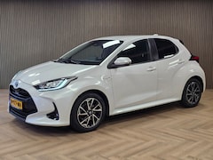 Toyota Yaris - 1.5 Hybrid Dynamic DEALER ONDH AUT. ACC CAMERA LANE ASSIST CRUISE CONTROL STOELVERWARMING