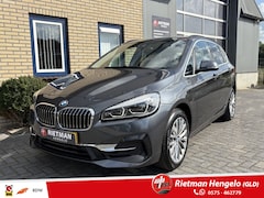 BMW 2-serie Active Tourer - 225xe iP High Exec. HEADUP DISP-MEMORY-CAMERA-STOELVERWMING
