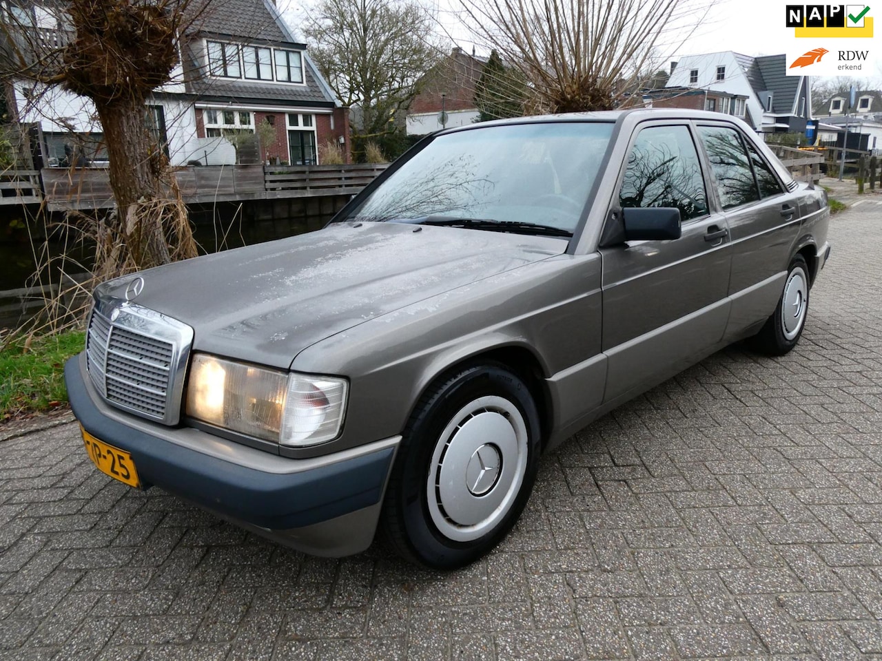 Mercedes-Benz 190-serie - 1.8 E 110pk Youngtimer 13 jaar dezelfde eig. - AutoWereld.nl
