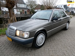 Mercedes-Benz 190-serie - 1.8 E 110pk Youngtimer 13 jaar dezelfde eig