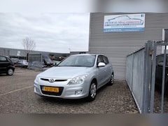 Hyundai i30 - 1.4i Dynamic 2e eigenaar  - nap - nl auto   - apk 01-2027