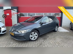 Volkswagen Golf Variant - 1.5 eTSI Life Business AUTOMAAT / TREKHAAK / FULL LED / CARPLAY / STOELVERW / STUURVERW /