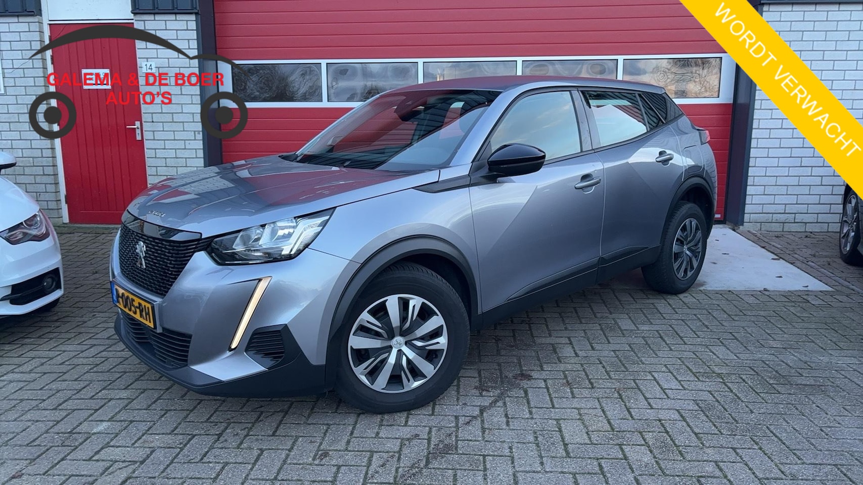 Peugeot 2008 - 1.2 PureTech Active CARPLAY / NAVI / AIRCO / PDC / BLUETOOTH / CRUISE / DAB+ / NL-AUTO - AutoWereld.nl