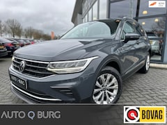 Volkswagen Tiguan - 1.5 TSI Life | Automaat | Trekhaak | Navi | LMV | PDC | Led | Stoel/Stuur Verwarming | Cam