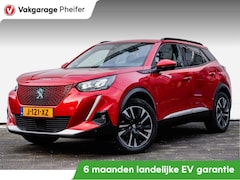 Peugeot e-2008 - EV Allure 50 kWh 3-Fase/ Navigatie/ Stoelverwarming/ Camera/ Carplay/ 18" Lmv
