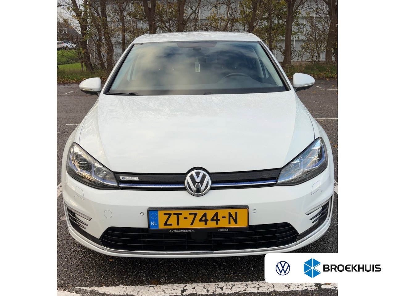 Volkswagen e-Golf - 136 pk | Navigatie | Cruise control adaptief | Stoelverwarming | - AutoWereld.nl