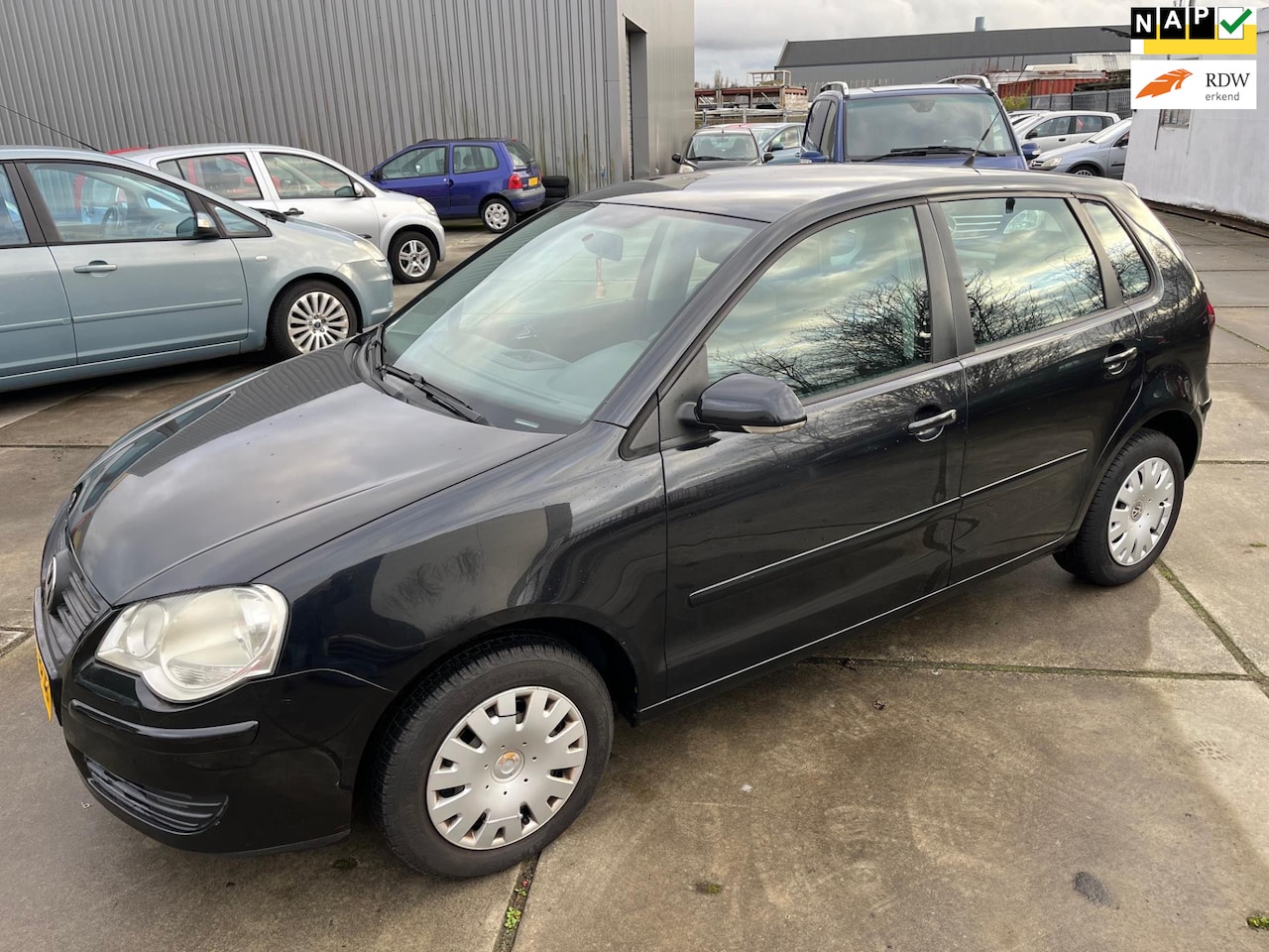 Volkswagen Polo - 1.4-16V Comfortline 1.4-16V Comfortline - AutoWereld.nl