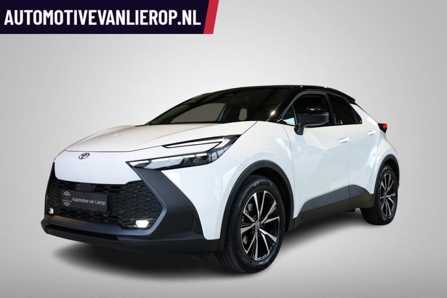 Toyota C-HR - 2.0 Hybrid Dynamic STOEL/STUUR-VERW. | TREKHAAK - AutoWereld.nl