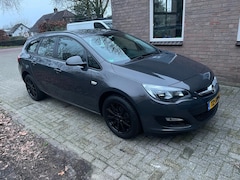 Opel Astra Sports Tourer - 1.4 airco sportvelgen