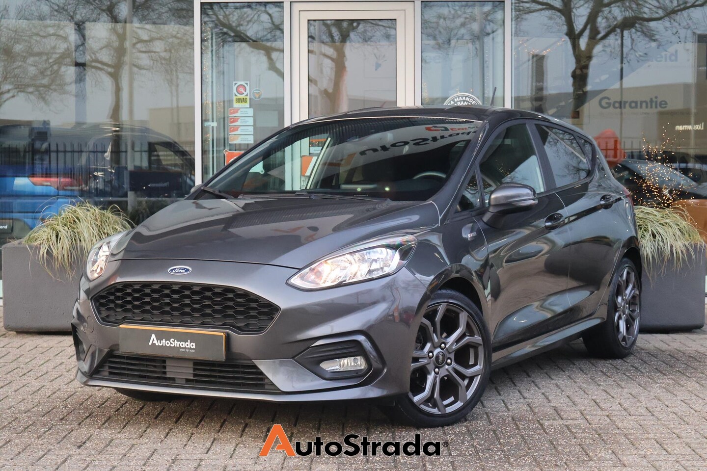 Ford Fiesta - 1.0 ST-Line 100pk Aut | Bang&Olufsen | Cruise | Climate | Keyless | Camera | Winter Pakket - AutoWereld.nl