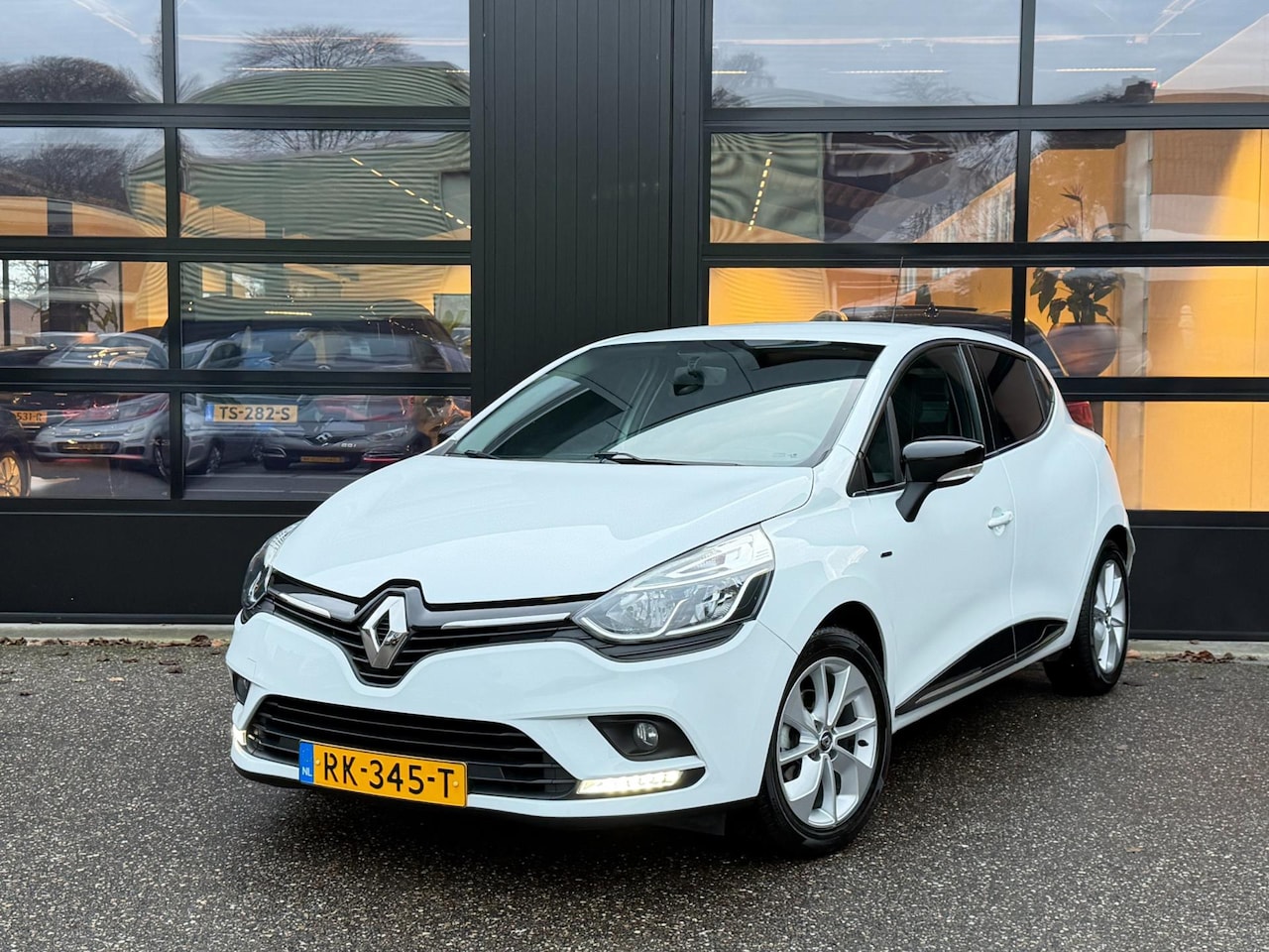 Renault Clio - 0.9 TCe Limited Led Navi Cruise PDC - AutoWereld.nl