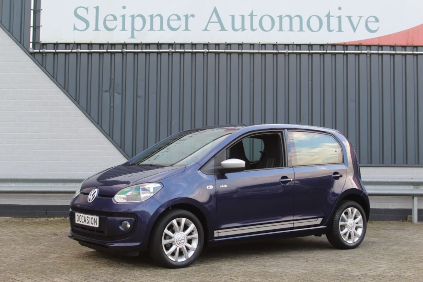 Volkswagen Up! - 1.0 HIGH UP! Navi/ 5drs/ 75PK/ VW onderhouden!! - AutoWereld.nl