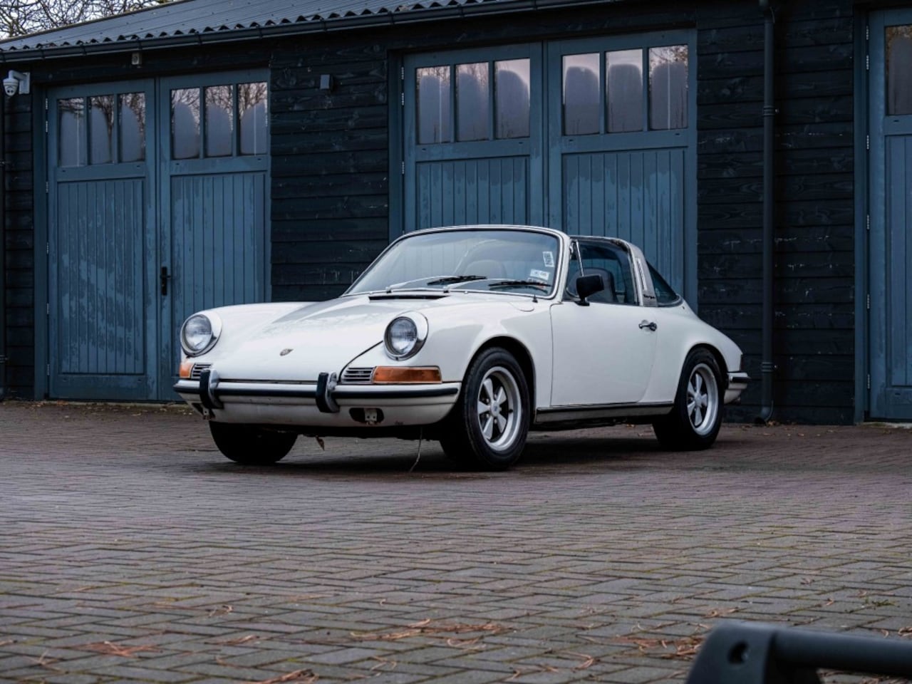 Porsche 911 - 911T 2.4 Ölklappe project - AutoWereld.nl