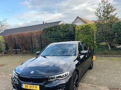 BMW 3-serie - 330i High Executive Edition