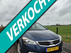 Kia Cee'd Sporty Wagon - 1.6 CVVT X-tra - 5 DEURS - AIRCO - TREKHAAK - PARKEER SENSOREN