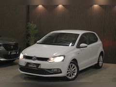 Volkswagen Polo - 1.2 TSI Lounge CarPlay Cruise Navi Bluetooth A/C