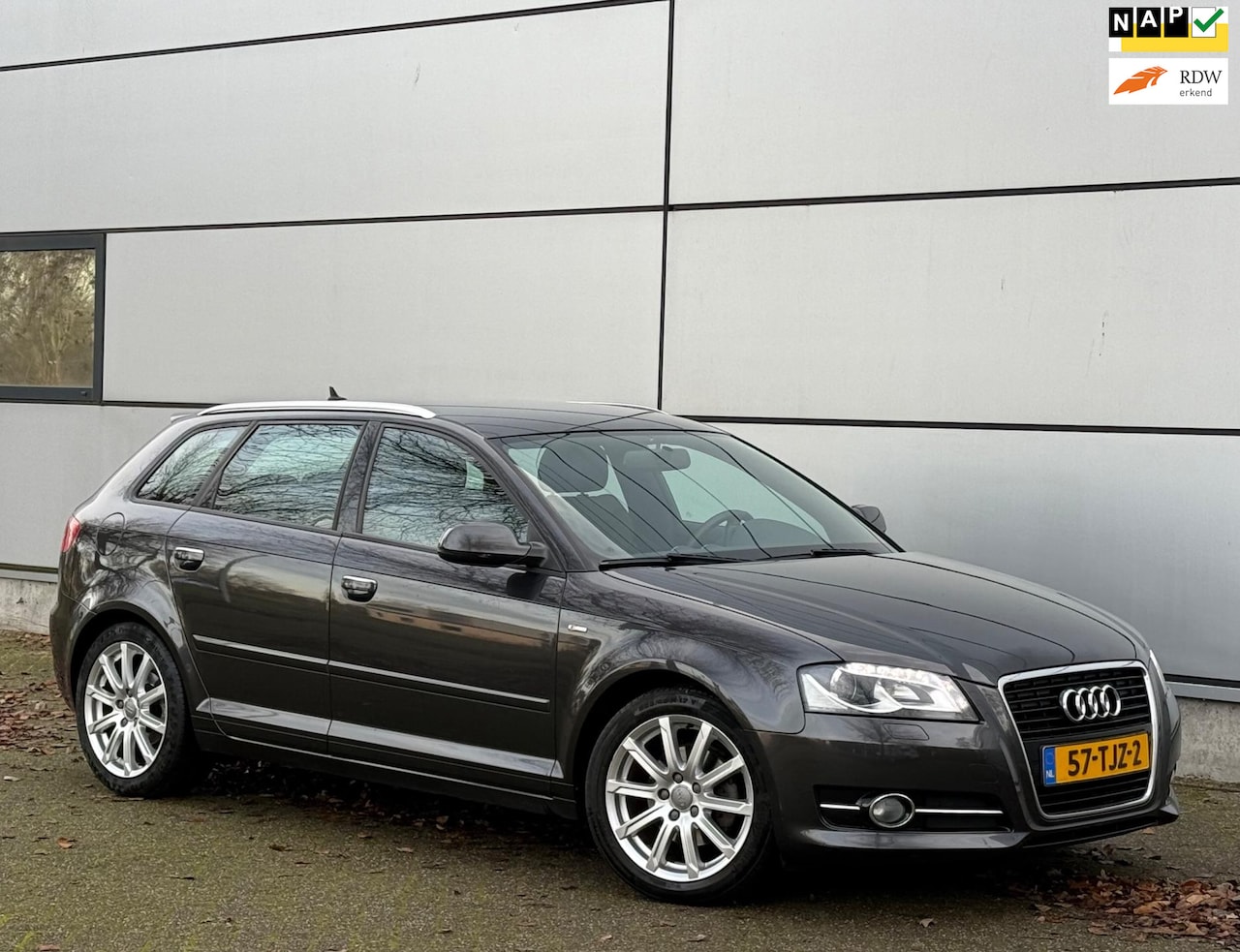 Audi A3 Sportback - 1.4 TFSI S-Line |2e Eignr |Automaat |Leder |Led |Navi |Clima |Xenon |Nap |Boekjes - AutoWereld.nl