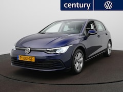 Volkswagen Golf - 1.0 eTSI Life Virtual cockpit / Adaptive cruise / Navi /Parkeersensoren / Sfeerverlichting