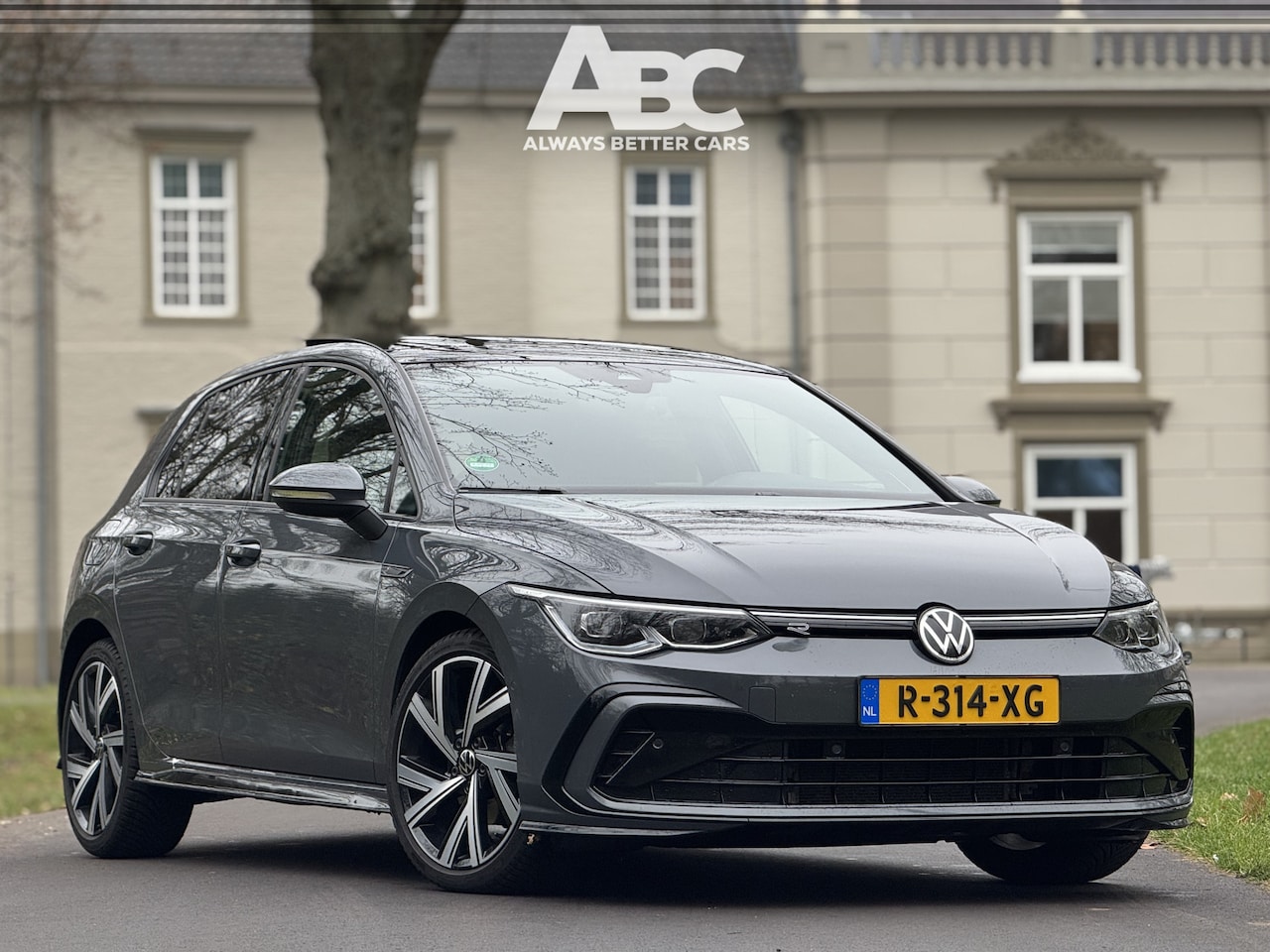 Volkswagen Golf - 1.5 eTSI R-Line Pano-dak Harman Kardon - AutoWereld.nl