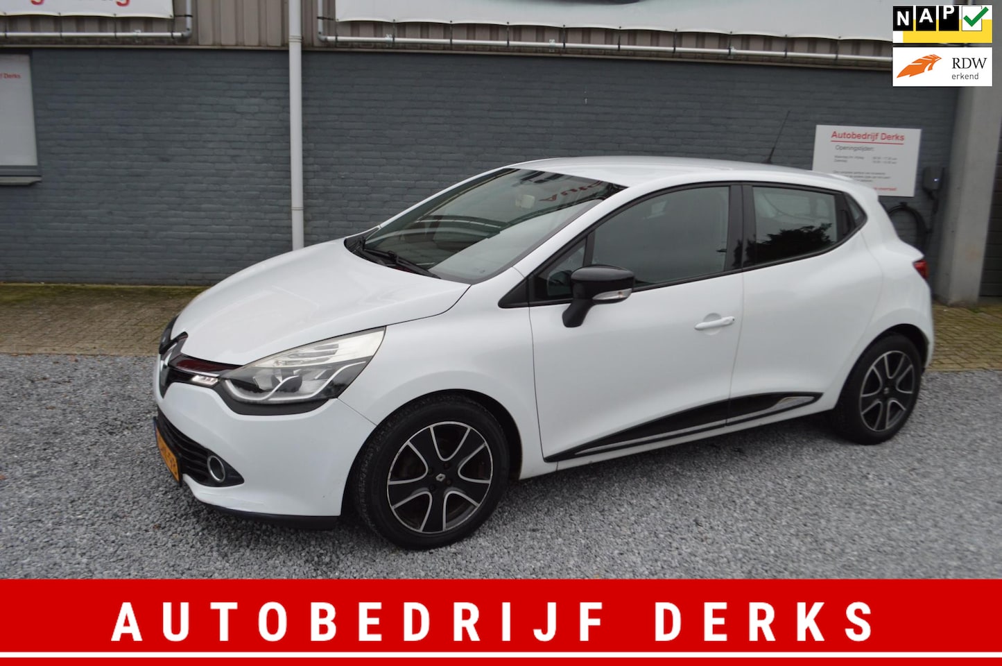 Renault Clio - 0.9 TCe Expression Airco Navi 5Drs Garantie - AutoWereld.nl