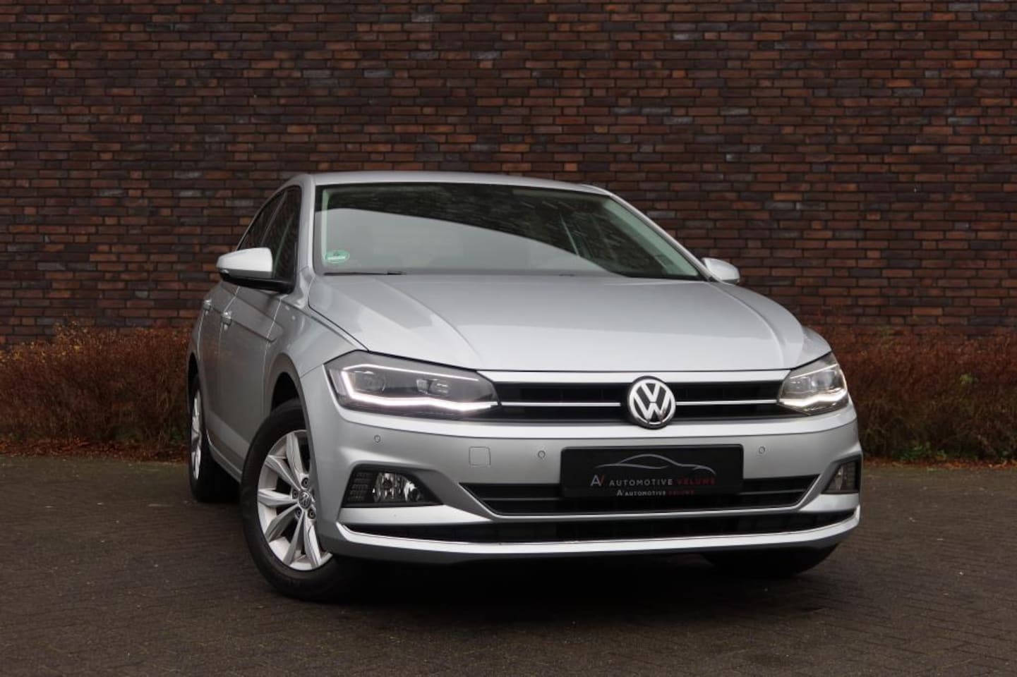 Volkswagen Polo - 1.0 TSI Highline LED|Camera|Carplay|Clima|Winterpakket - AutoWereld.nl