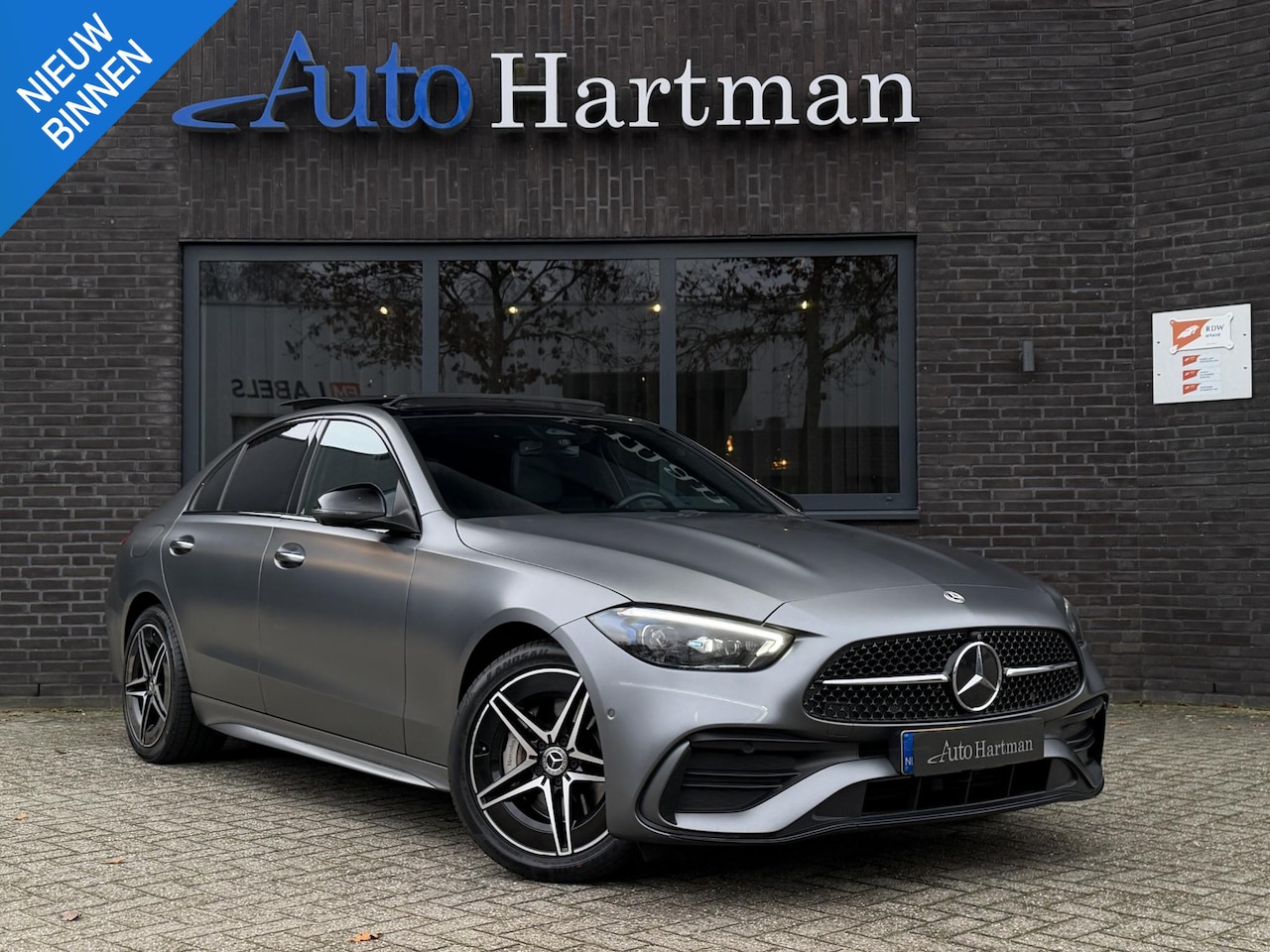 Mercedes-Benz C-klasse - 300 e AMG Line Premium+PANO|ACC|HUD|NAPPA|KEYLESS - AutoWereld.nl