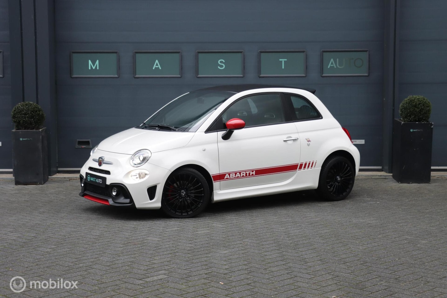 Fiat 500 C - 1.4 T-Jet Abarth 595 1.4 T-Jet Abarth 595 - AutoWereld.nl