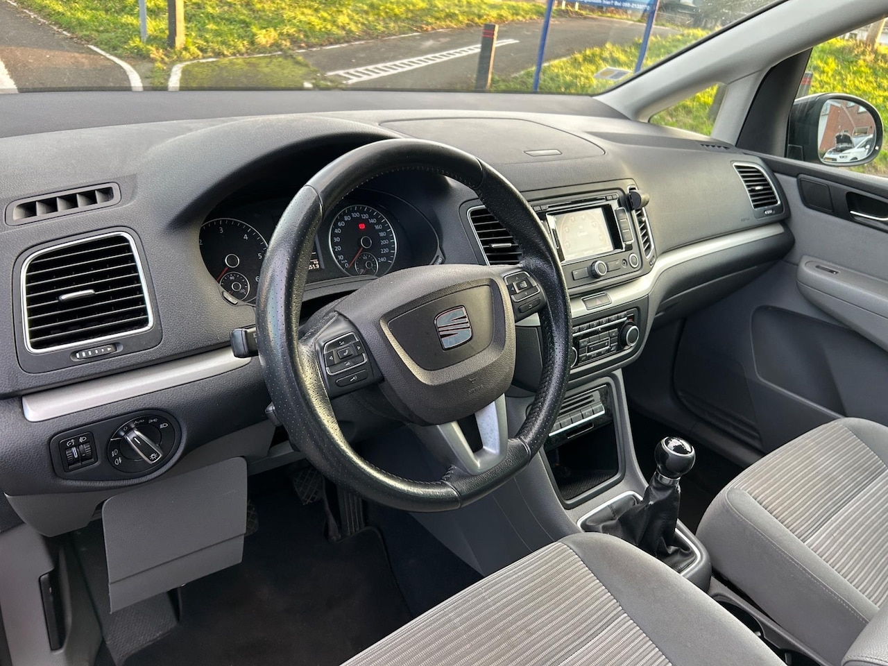 SEAT Alhambra - 2.0 TDI Reference 7 Personen - AutoWereld.nl