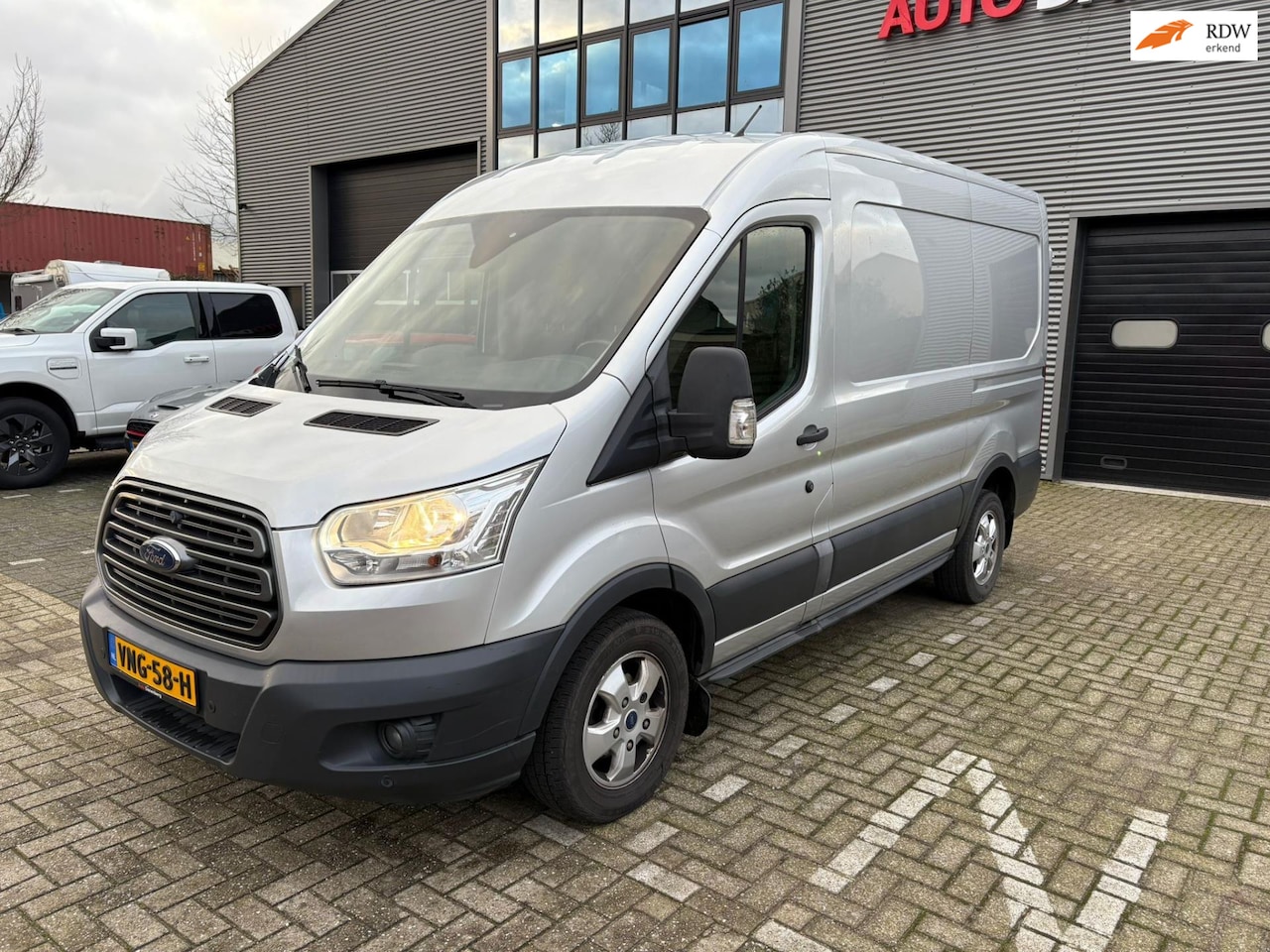 Ford Transit - 310 2.0 TDCI L2H2 Trend 310 2.0 TDCI L2H2 Trend - AutoWereld.nl
