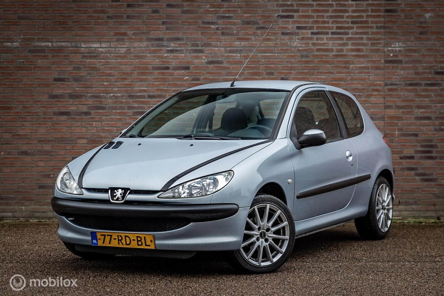 Peugeot 206 - 1.4 Air-line 2 | LM velgen | Airco | Elek ramen - AutoWereld.nl