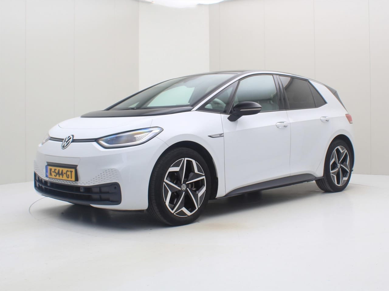 Volkswagen ID.3 - 58kWh 204pk 1st Edition 93% SoH [ TREKHAAK+ACC+CARPLAY+CLIMATE+STOELVERWARMING ] - AutoWereld.nl