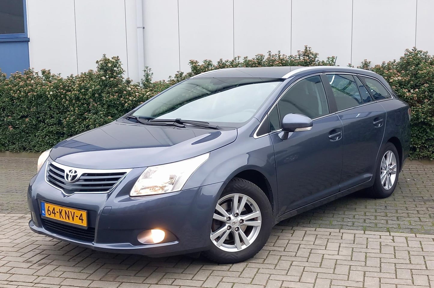Toyota Avensis Wagon - 1.8 16V VVT-I Dynamic - AutoWereld.nl