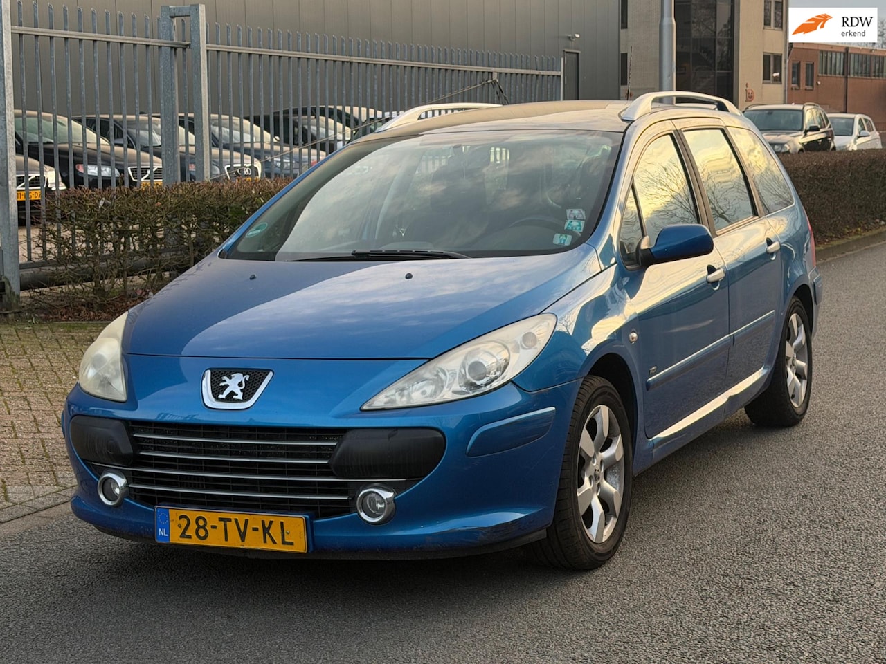 Peugeot 307 SW - 1.6 HDiF Pack INRUILKOOPJE ! EXPORT / HANDEL - AutoWereld.nl