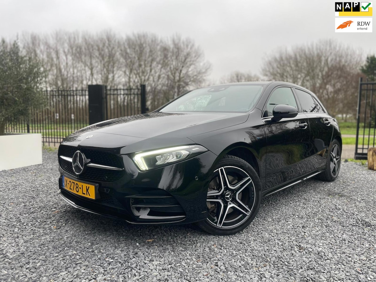 Mercedes-Benz A-klasse - 250e / Hybride / amg pakket / night pakket / ambilight / vol - AutoWereld.nl