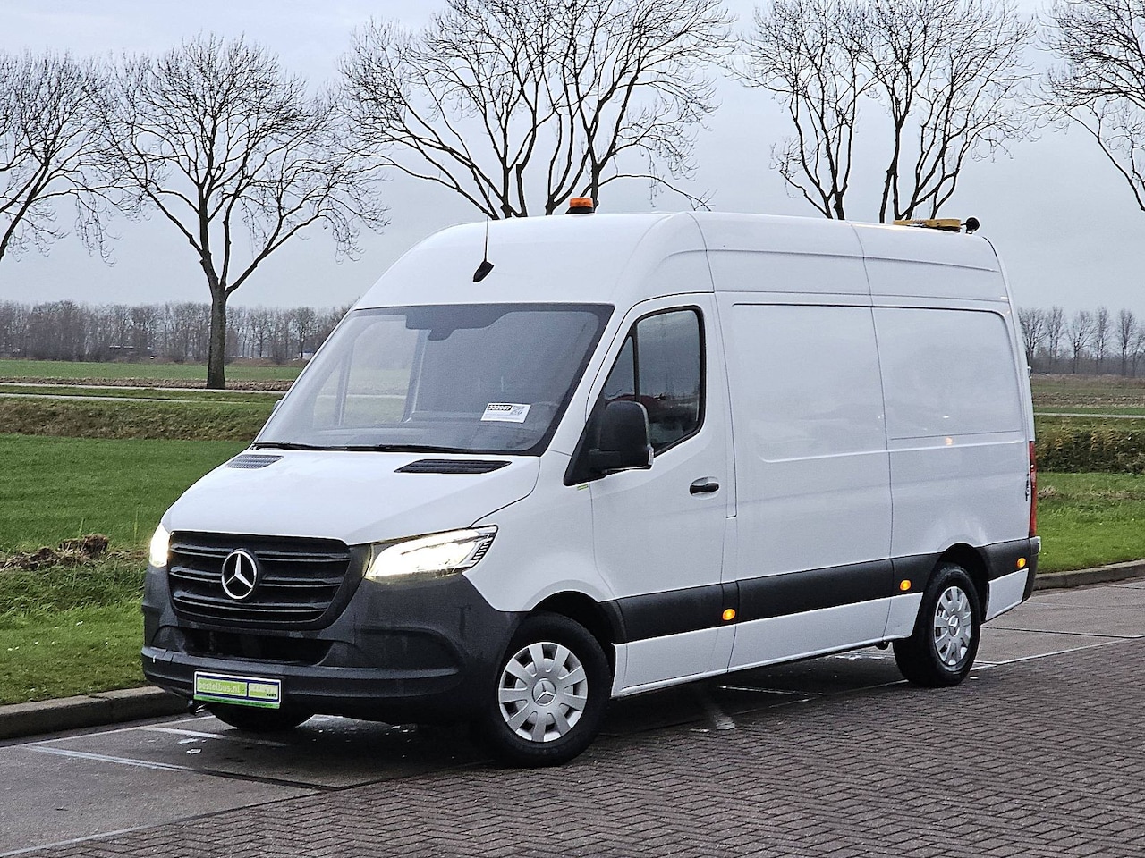 Mercedes-Benz Sprinter - 315 1.9 CDI L2H2 airco, navi, mbux, camera, trekhaak - AutoWereld.nl