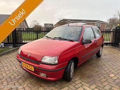 Renault Clio - 1.4 RN UNIEK EXEMPLAAR