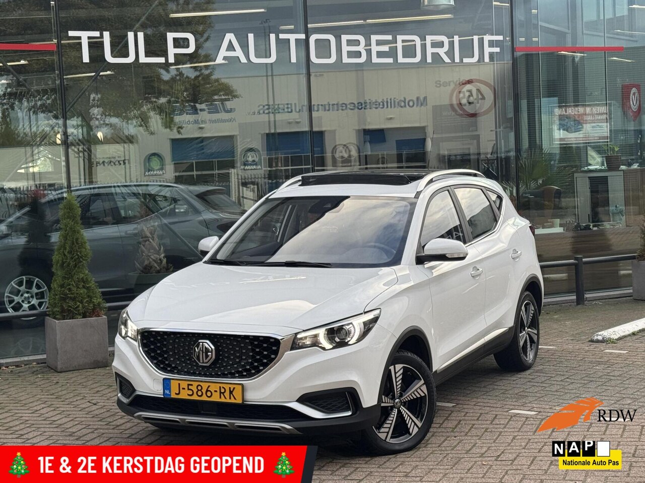 MG ZS - Luxury 45 kWh 2020 e eigenaar Pano Navi - AutoWereld.nl